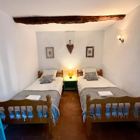 Citronnier Authentique Et Paisible Apartman *